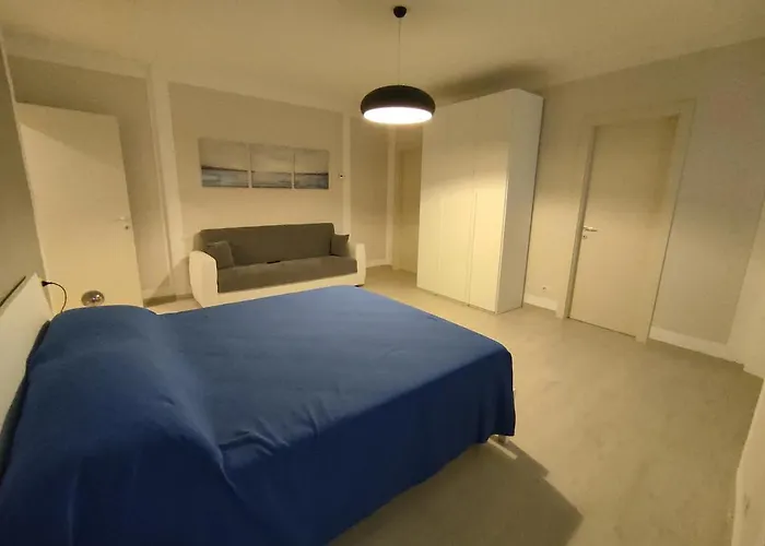 Le Rondini C Apartment