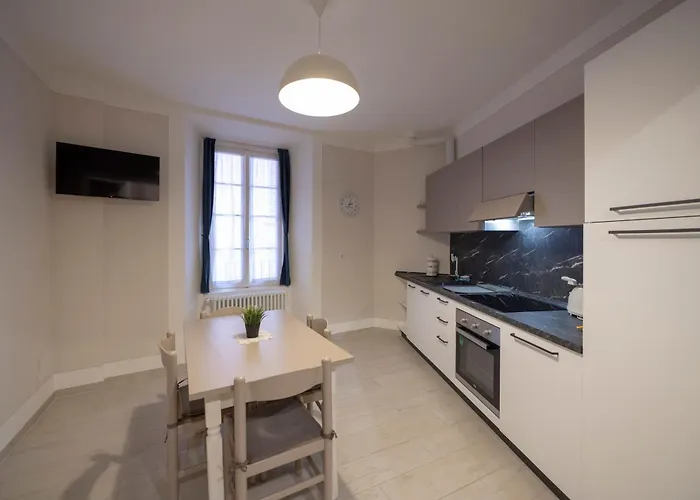 Le Rondini C Apartman *